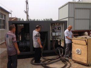 空壓機(jī)/儲(chǔ)氣罐/噴砂機(jī)2