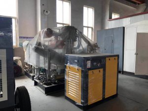 空壓機(jī)，儲氣罐，噴砂機(jī)